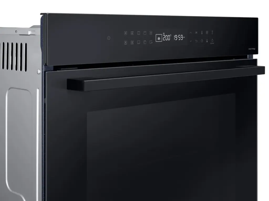d-1176x882-product-page-image-beyond-forno-multifunzione-serie4-single-fan-05.webp